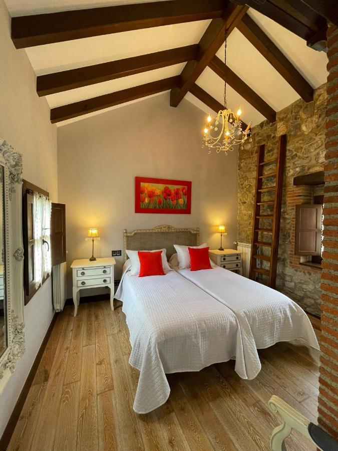 Apartamento Del S XVI En El Casco Historico De Luanco Buitenkant foto
