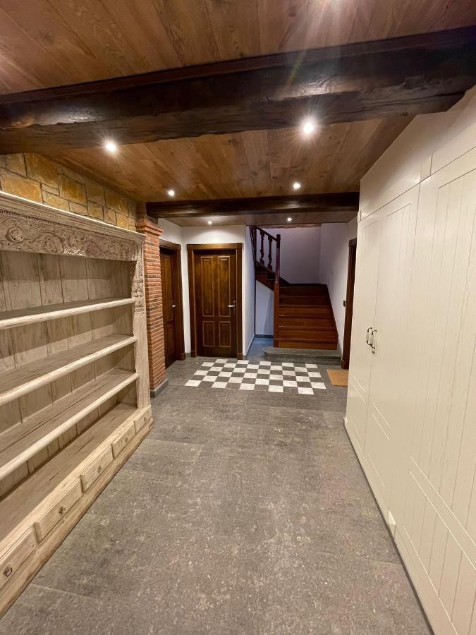 Apartamento Del S XVI En El Casco Historico De Luanco Buitenkant foto